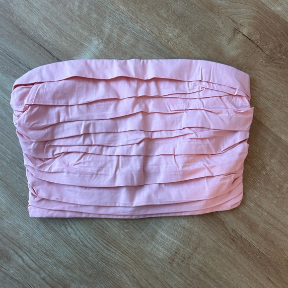 Abercrombie and Fitch Tiered Poplin Pink Tube Top - Picture 2 of 5
